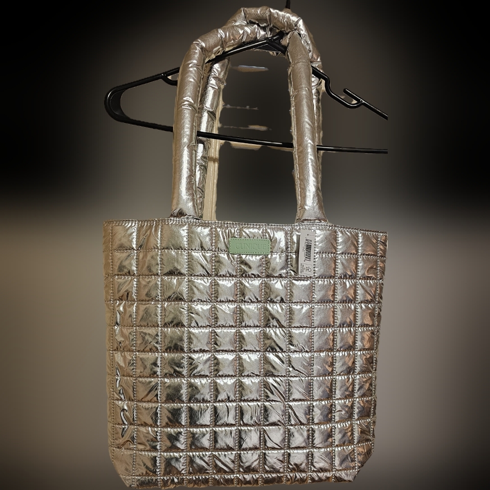 NEW CLINIQUE Rare Large Silver Green Tote Bag Puff Puffer shoulder straps winter